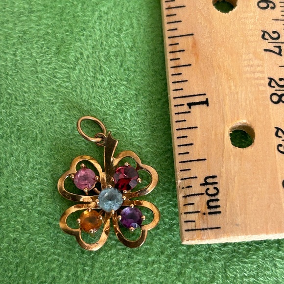 10K gold clover pendant with semi-precious stones - Picture 2 of 2